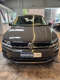 Volkswagen Tiguan - 7