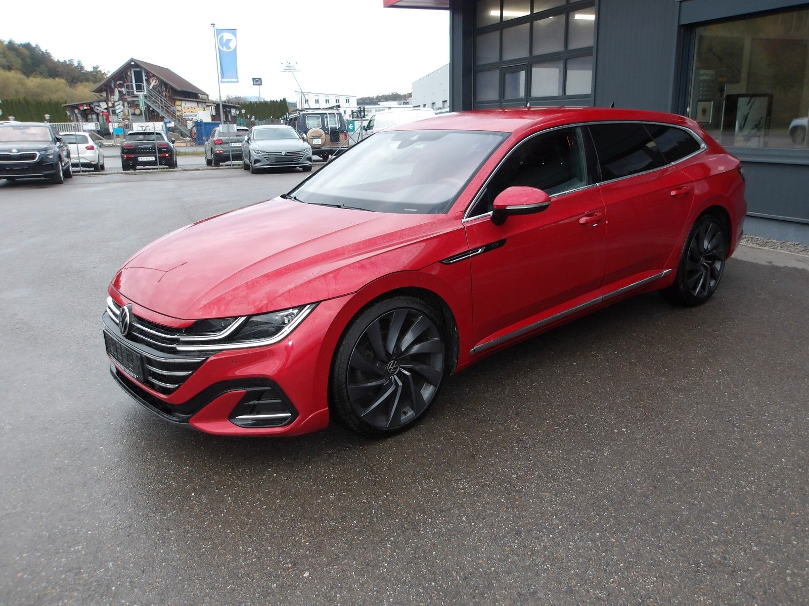 Volkswagen Arteon SB R-Line 4M. EXP € 16250.-