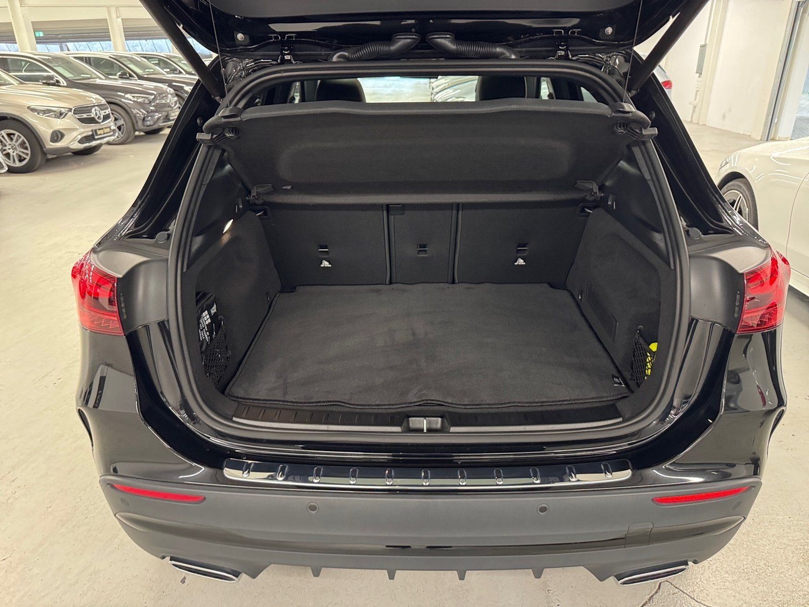 Fahrzeugabbildung Mercedes-Benz GLA 200 AMG*Panorama*Multibeam*Kamera*EasyPack*