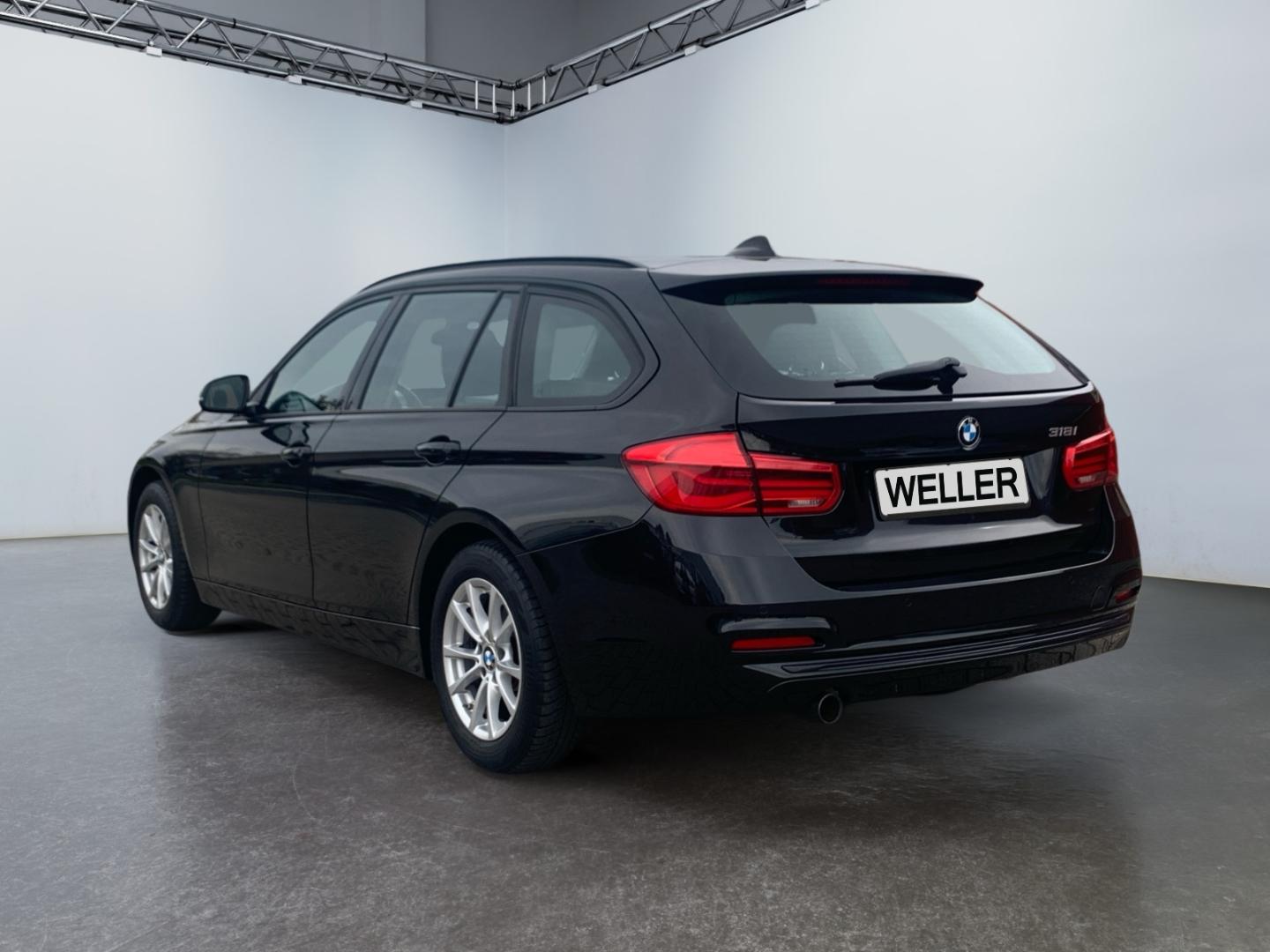 BMW 318 i Touring Sport Line *LED*AHK*HiFi*PDC*SHZ*