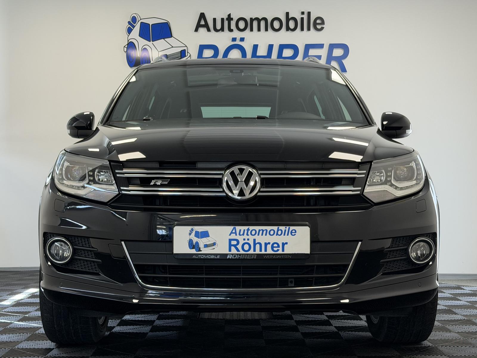 Volkswagen Tiguan 1.4 TSI DSG R-Line Pano AHK Bi-Xenon Navi