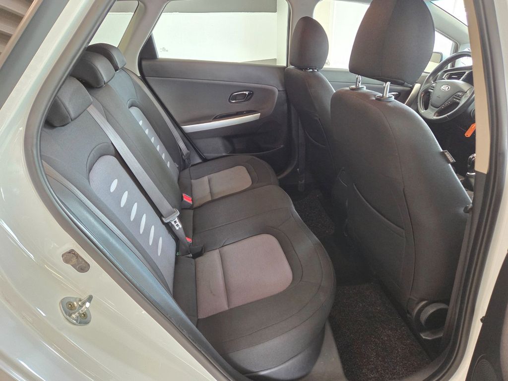 Kia cee'd Sporty Wagon cee'd Sportswagon FIFA World Cup Edition – Ansicht 13