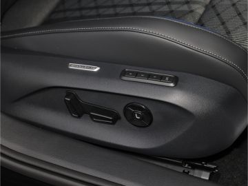 Volkswagen Passat Variant Black-Style R-Line 2.0 TDI DSG 4M