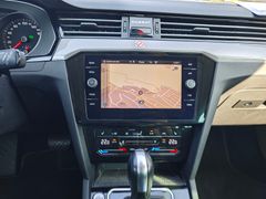 VW Passat Variant Business 150PS DSG #ACC #AHK #LED