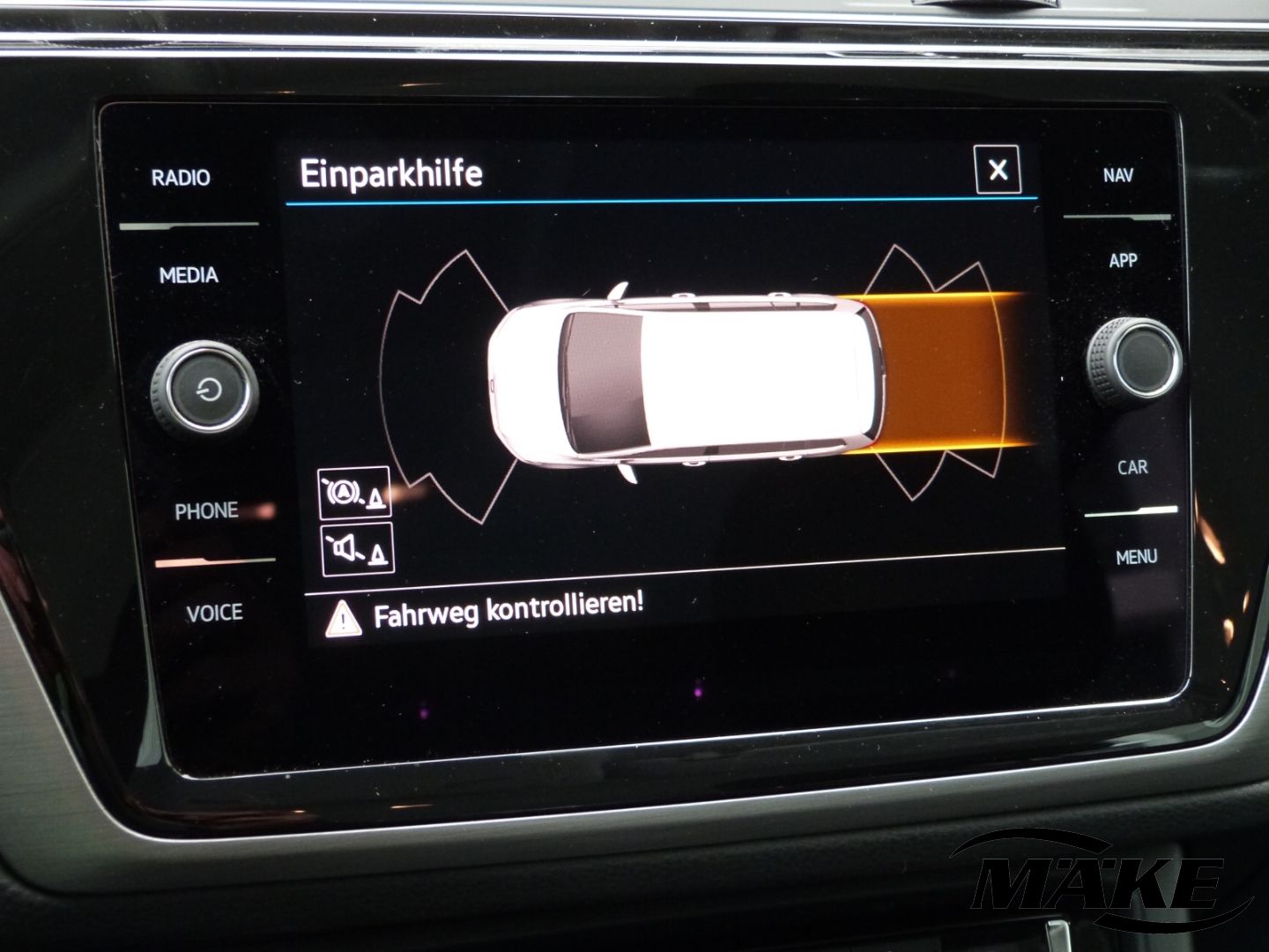 Touran 2.0 TDI DSG, ACC, LED, SHZ, Navi, Digital