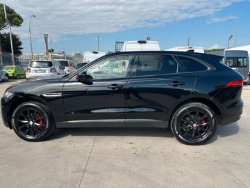 Jaguar F-Pace - 6