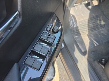 Toyota Hilux - 10