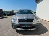 Skoda Octavia Combi 2.0 TDI Scout 4X4 *NAVI*WEBASTO* - Skoda Octavia aus 2008: Kombi