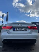 Jaguar XE 20d 180PS AWD R-Sport Automatik R-Sport - Jaguar XE in Essen