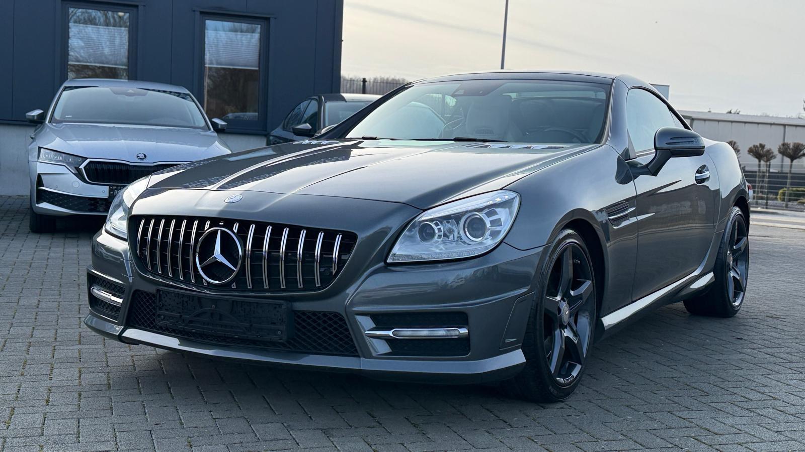 Mercedes-Benz SLK 300,KLIMA,SITZHEIZUNG,PDC,LEDER