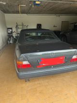 Mercedes-Benz 300 CE-24 Cabrio Oldtimer 1. Hand Unfallfrei - Mercedes-Benz 300: Cabrio, Ce 24