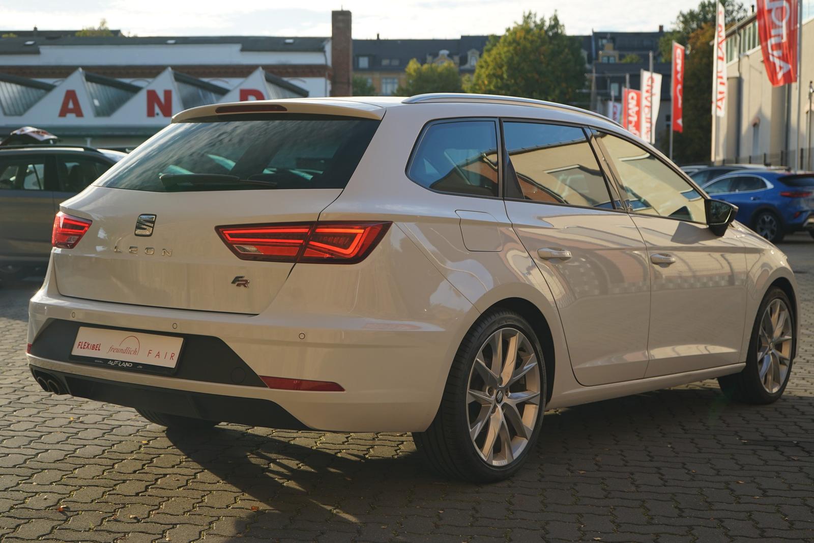 Seat Leon ST 1.8 FR DSG LED Navi AHK Sitzheizung PDC