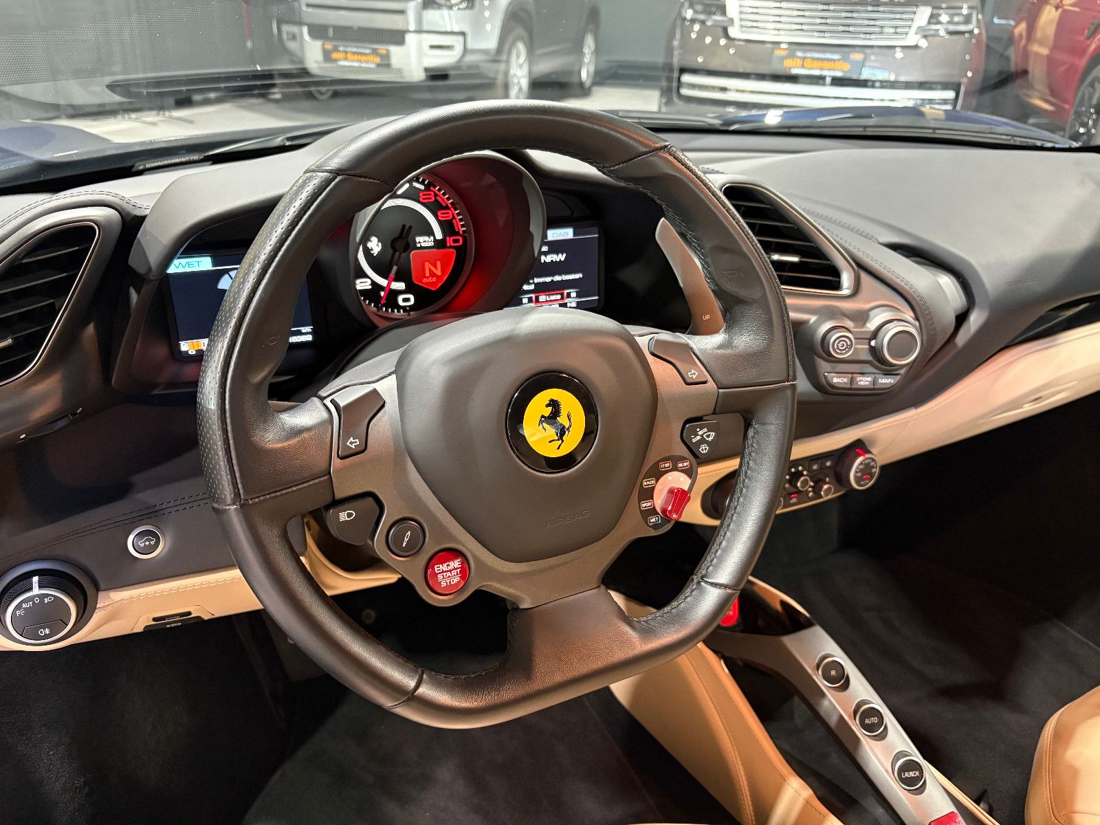Fahrzeugabbildung Ferrari 488 GTB//LIft/1-HAND.BRD/FERRARI-POWER/GARANT
