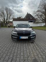 BMW Bmw 530i G30 Vollausstattung Top Zustand - BMW 5er-Reihe G30 mit Benzin-Antrieb