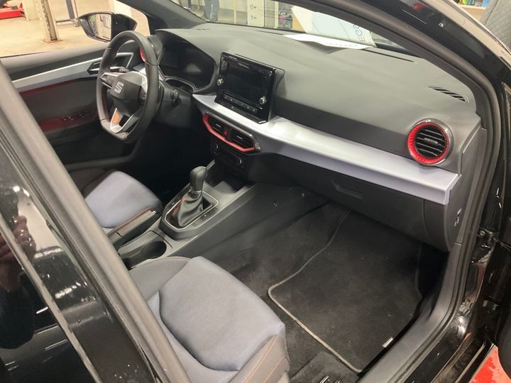 Fahrzeugabbildung SEAT Ibiza FR TSI DSG *Cam*LED*Sitzhzg*PDC*APP*ACC*