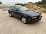 BMW E34 Oldtimer 520i - BMW 520: 520i E34