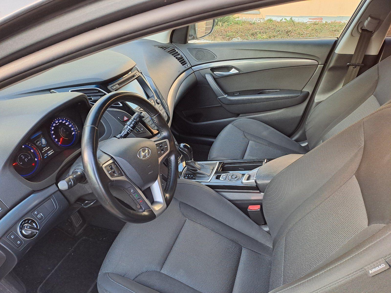 Hyundai i40 2014 — photo 8