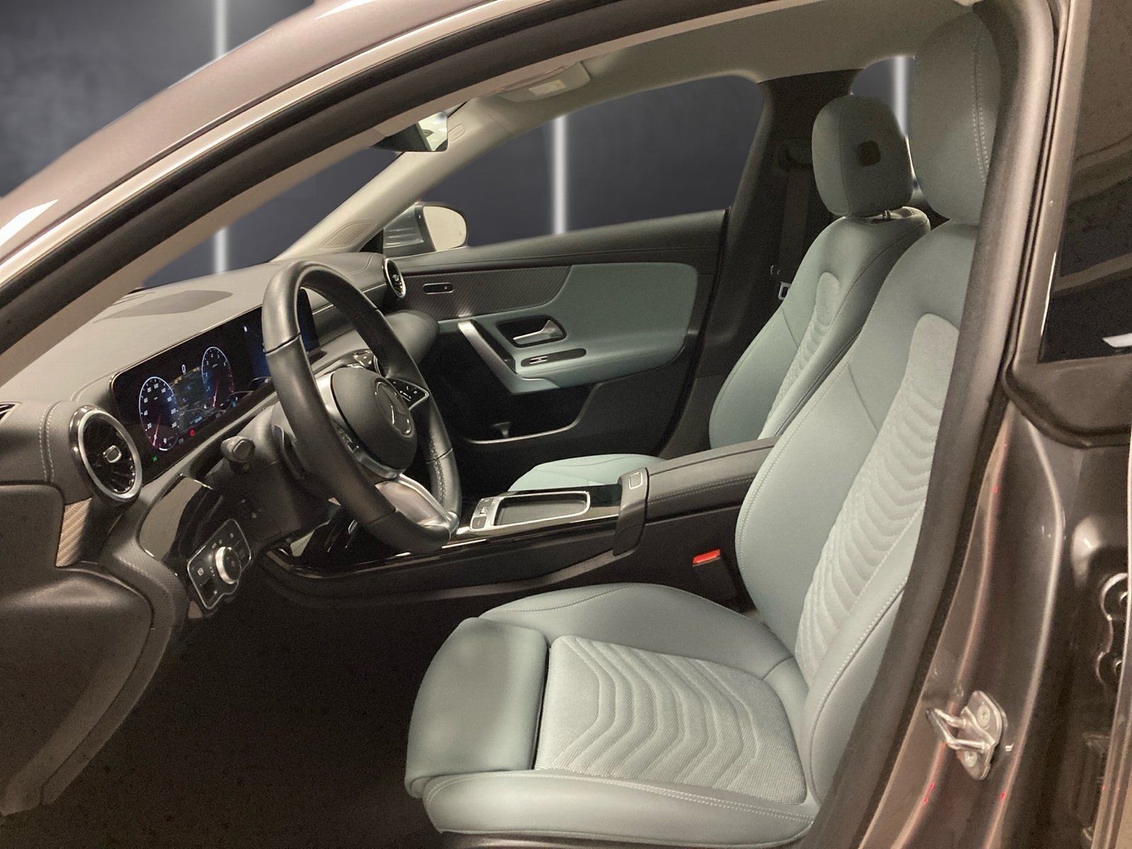 Fahrzeugabbildung Mercedes-Benz CLA 180 SB Progressive*AHK*LED*Kamera*MBUX-Premi