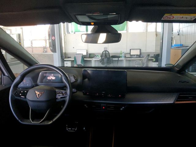 Born 58 kWh 150 kW NAV/ACC/360Kamera/LED/APP/CCS