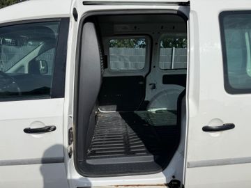 Volkswagen Caddy - 12