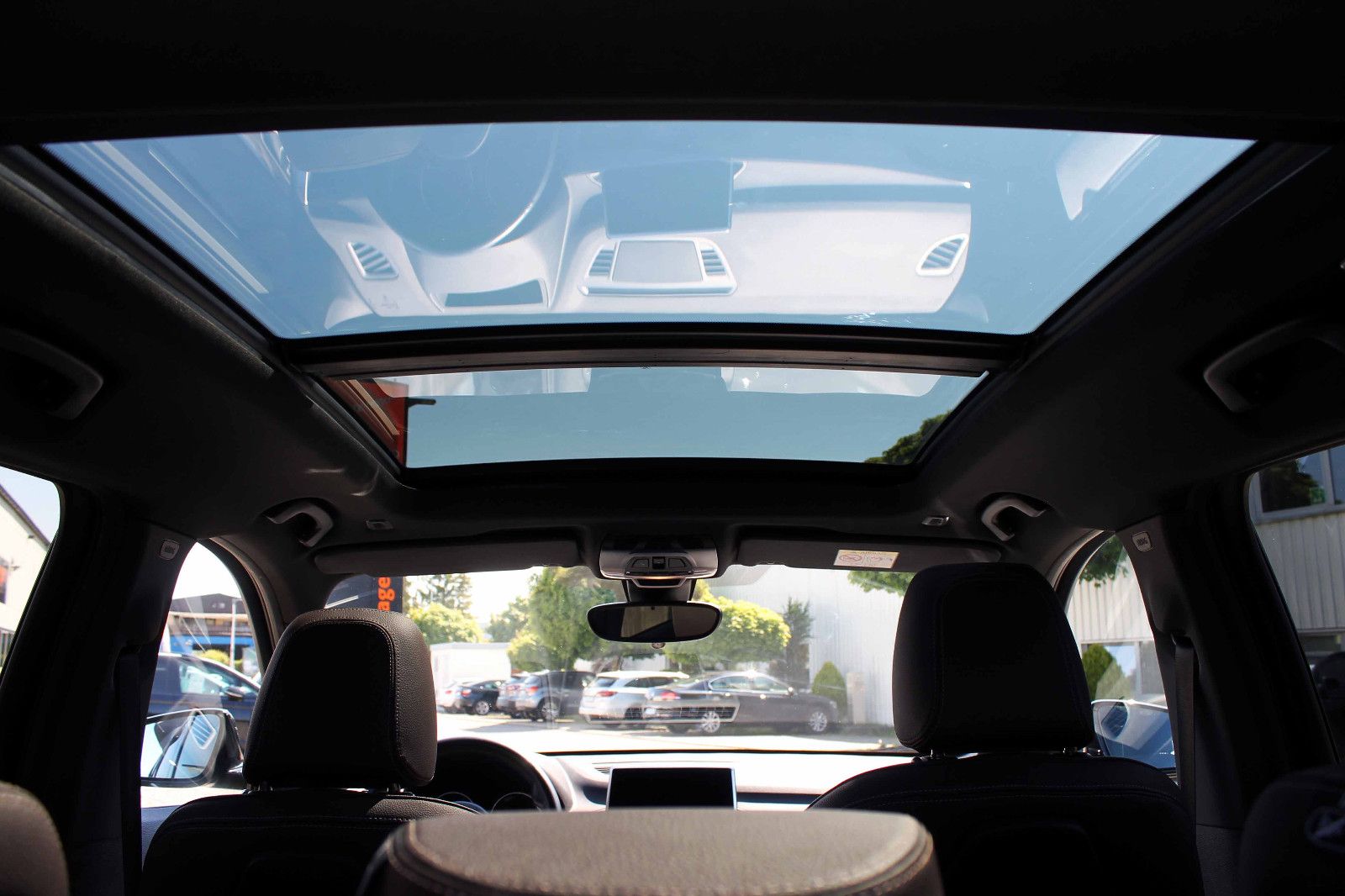 Fahrzeugabbildung BMW X1 xDrive 25i M-Sport LED PANO ACC KAM CarPlay