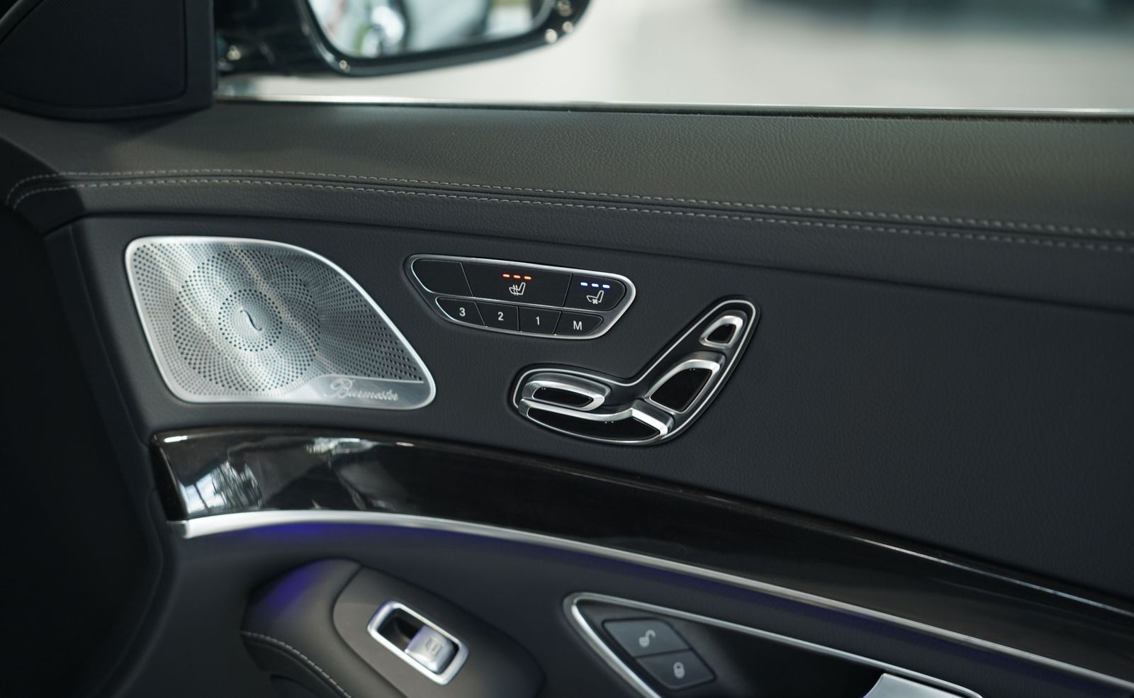 Mercedes Benz S 560