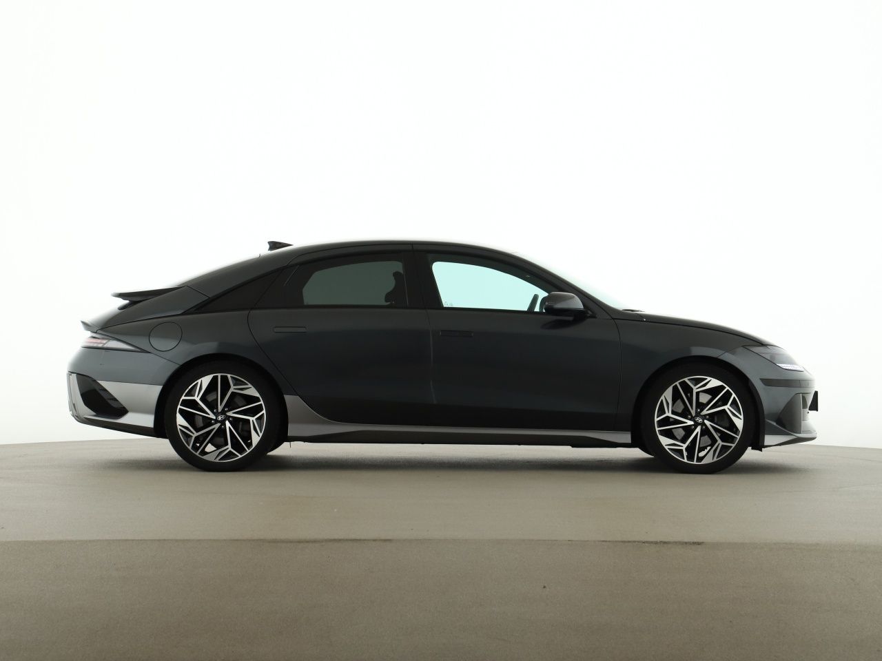 Hyundai IONIQ 6 – Bild 8