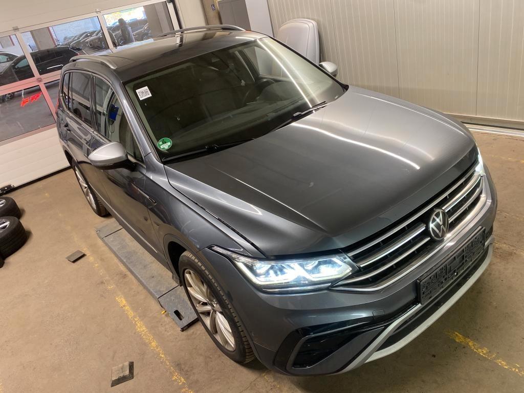 Volkswagen Tiguan Allspace 4M/MATRIX/AHK/PANO/STANDH/R-KAM
