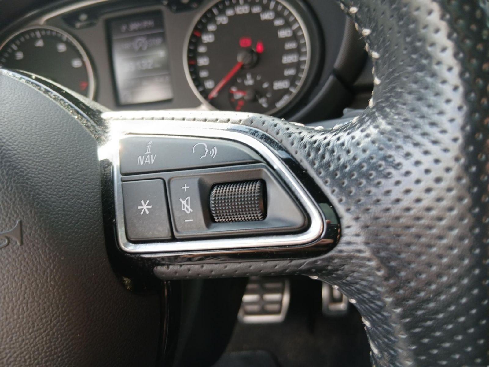 Audi A1 Sportback 1.8 TFSI S line S tronic *PANO*GRA*