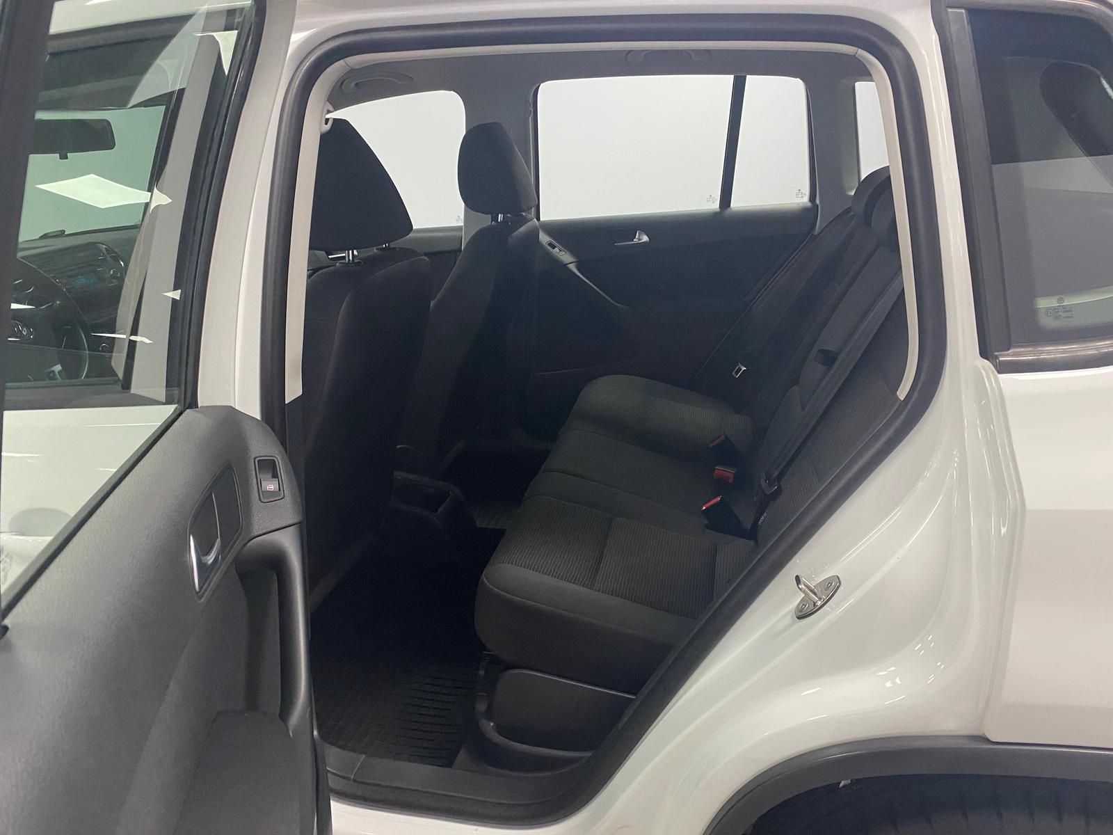 Fahrzeugabbildung Volkswagen Tiguan 1.4 16V TSI 1390 ccm