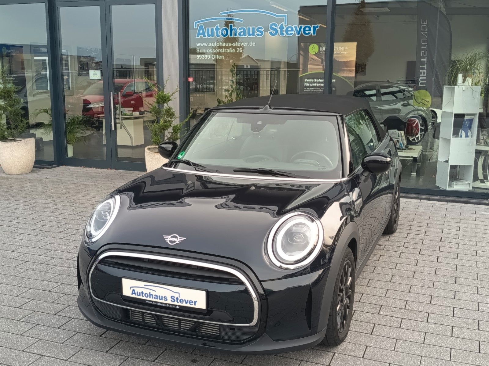 Fahrzeugabbildung MINI COOPER Cabrio Cooper Classic Trim
