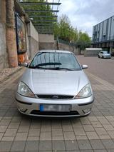 Ford PKW. Ford Focus.. Limousine  16lL ...Über ... - Ford Focus: Pkw
