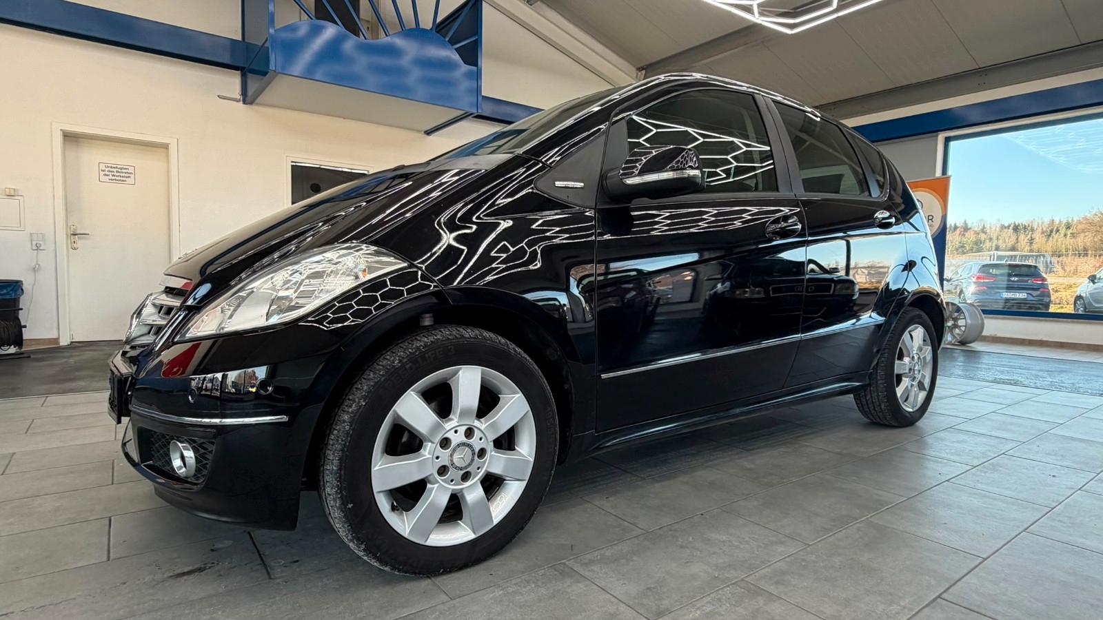 Mercedes-Benz A 180 Automatik TÜV/Service/Bremsen v+h Neu