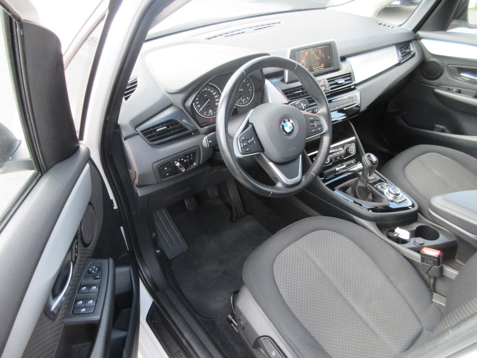 BMW 218i Active Tourer Advantage **2.HAND**