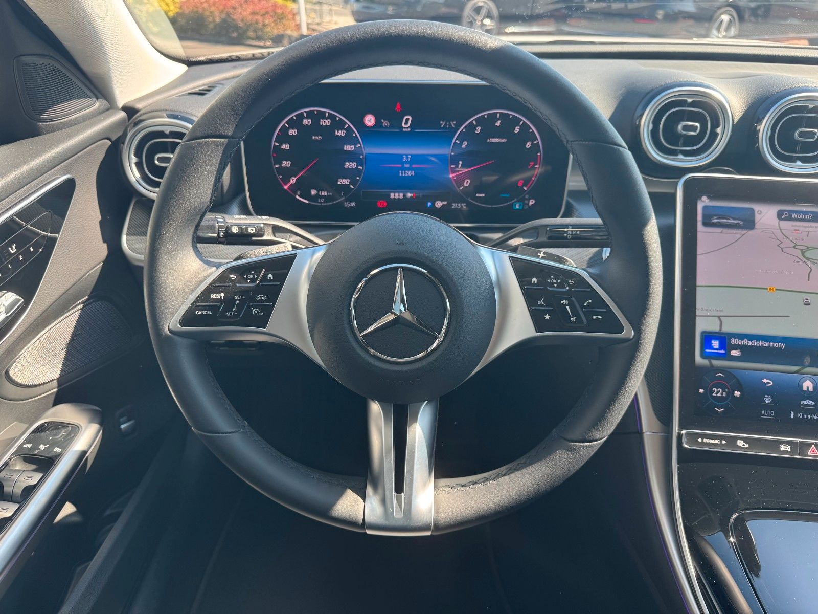 Fahrzeugabbildung Mercedes-Benz C 180 T Avantgarde+AHK+Memory+Ambiente+TotW