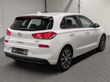 Hyundai i30 Navi/SHZ/PDC/Kam/Tempom./17"LM - Hyundai i30 in Magdeburg