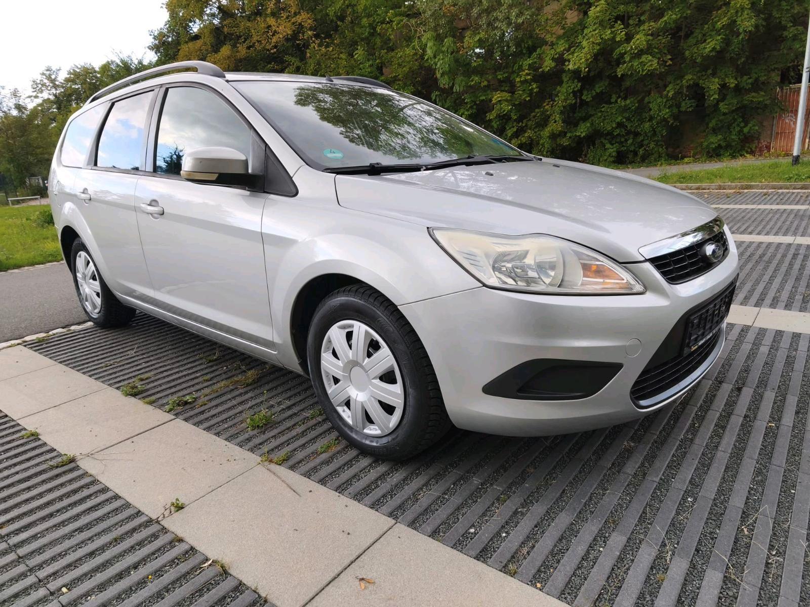 Ford Focus 2010 — photo 6