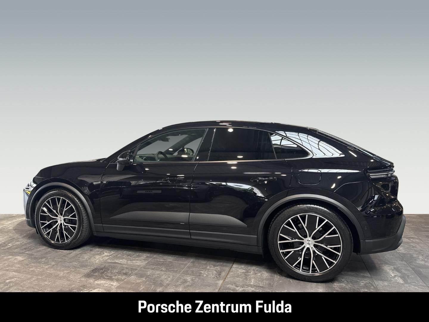 Porsche Macan 4 Surround-View BOSE Luftfederung 21-Zoll