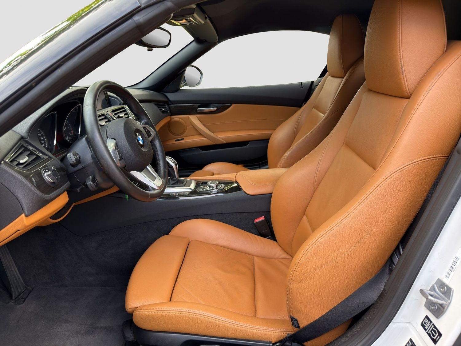 BMW Z4 SDRIVE20I 184ch - BVA 8 - CUIR - NAVIGATION PROFESSIONAL - XÉNON - SIÈGES CHAUFFANTS - CLIM AUTO