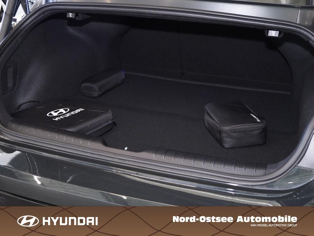 Fahrzeugabbildung Hyundai IONIQ 6 Uniq 4WD NAVI BOSE LED TEMPO KAMERA SHZ
