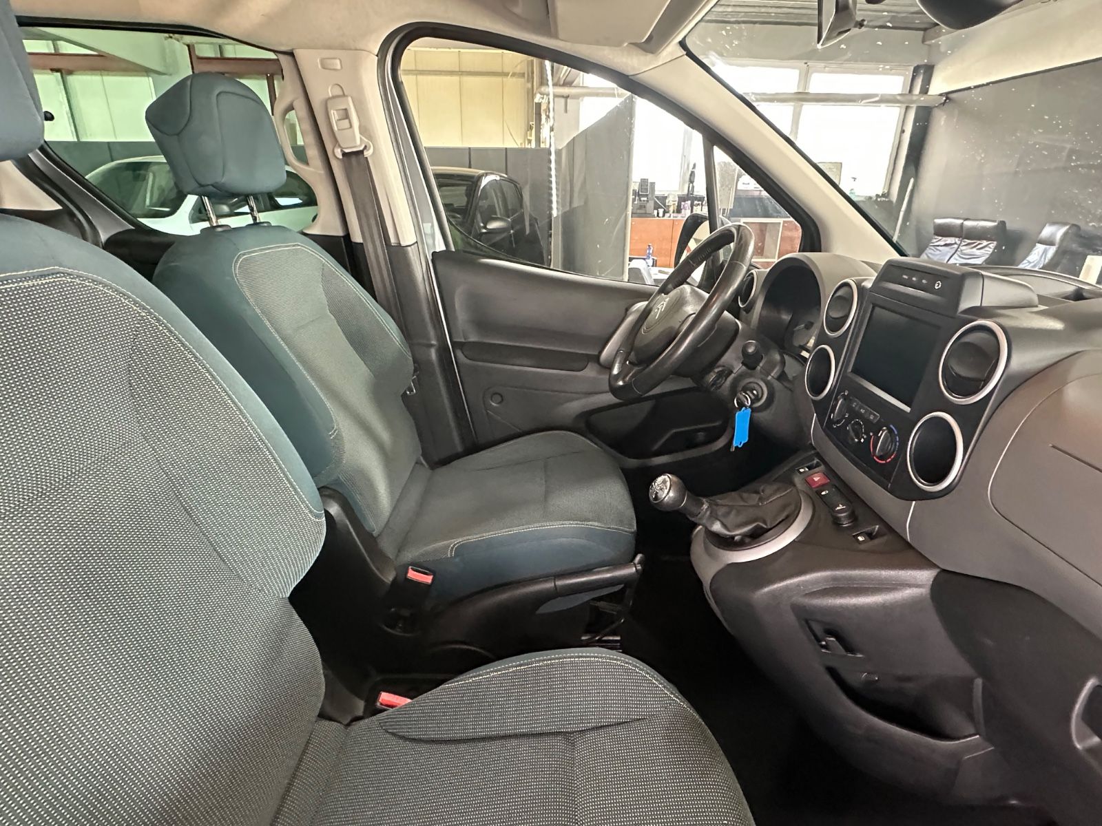 Berlingo Kombi Selection*Navi*PDC*Klima*