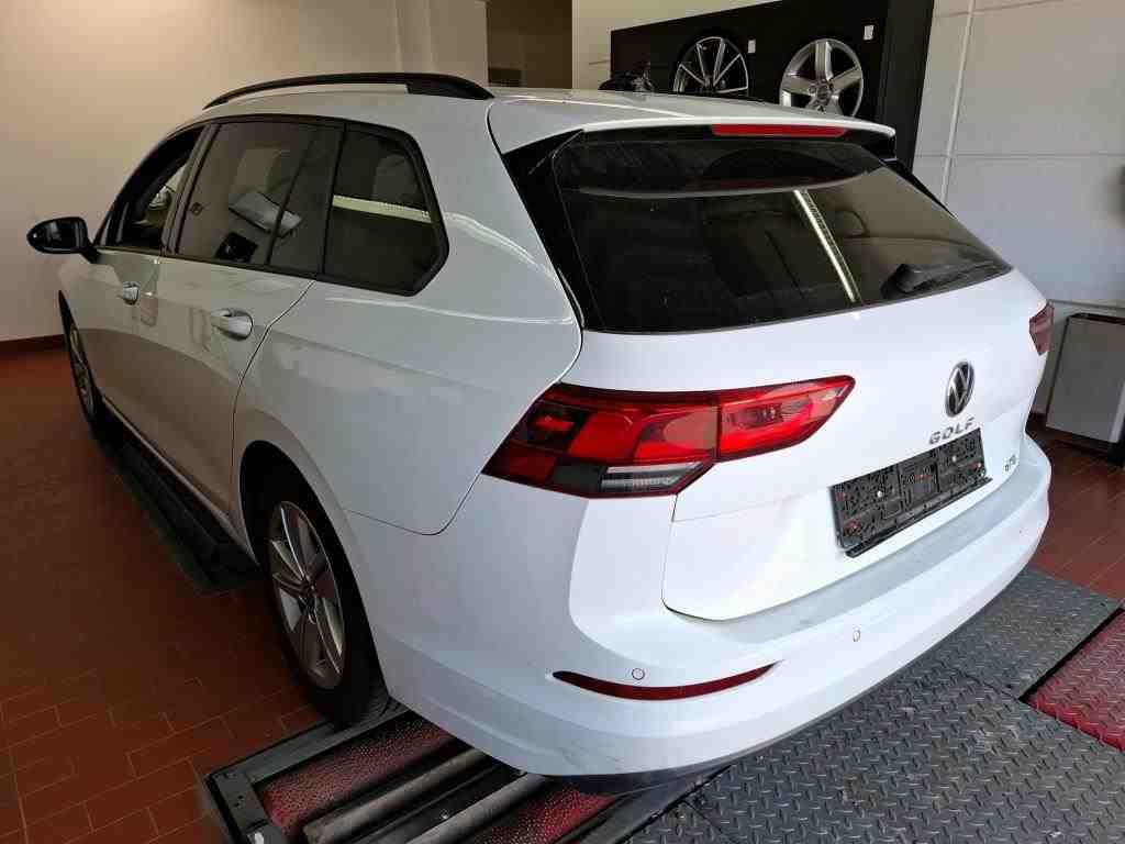 Volkswagen Golf VIII Variant 1.5 eTSI DSG Life CarPlay ACC, миниатюра 5