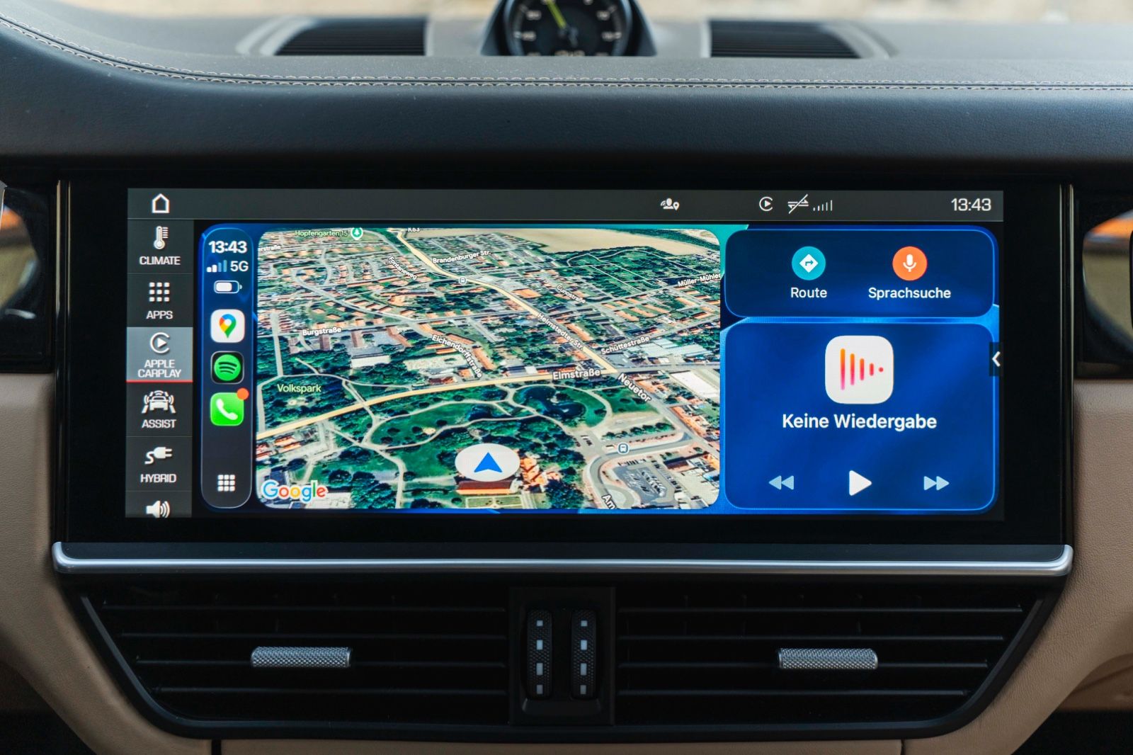 Fahrzeugabbildung Porsche Cayenne E-Hybrid SPORT-CHRONO BURMESTER 360° LED