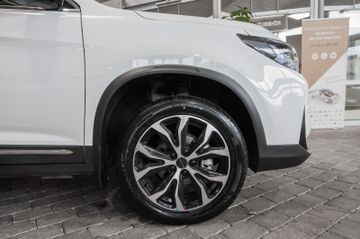 Bild 6 DFSK Andere Forthing 3 Automatic, Pano, Freisprech, USB