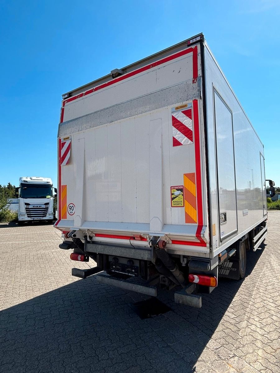 Fahrzeugabbildung Iveco EuroCargo 120 El 210L Carrier Supra