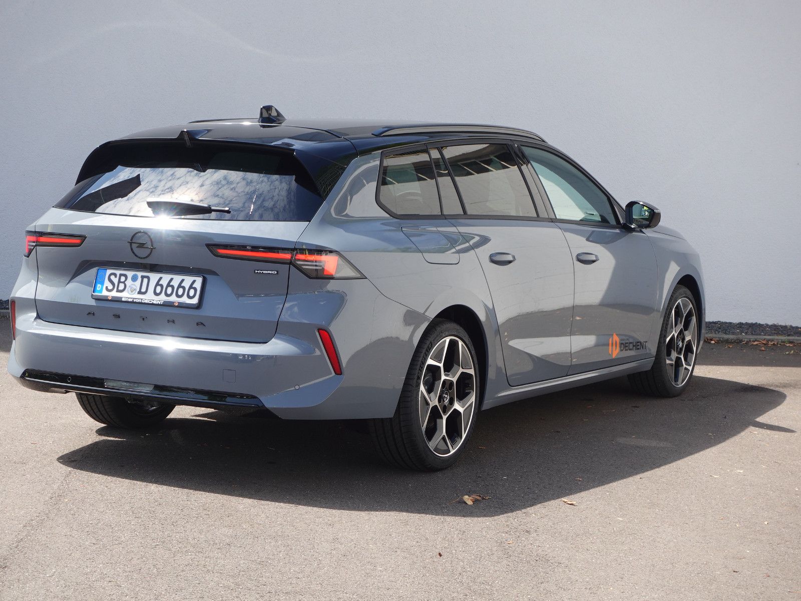 Fahrzeugabbildung Opel Astra ST Hybrid GS AHK,LED Pixel,Navi,Kamera,PDC