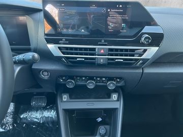 Citroën C4 1.2 PureTech 130 Max 360+Kam.+KeyLess+Massage