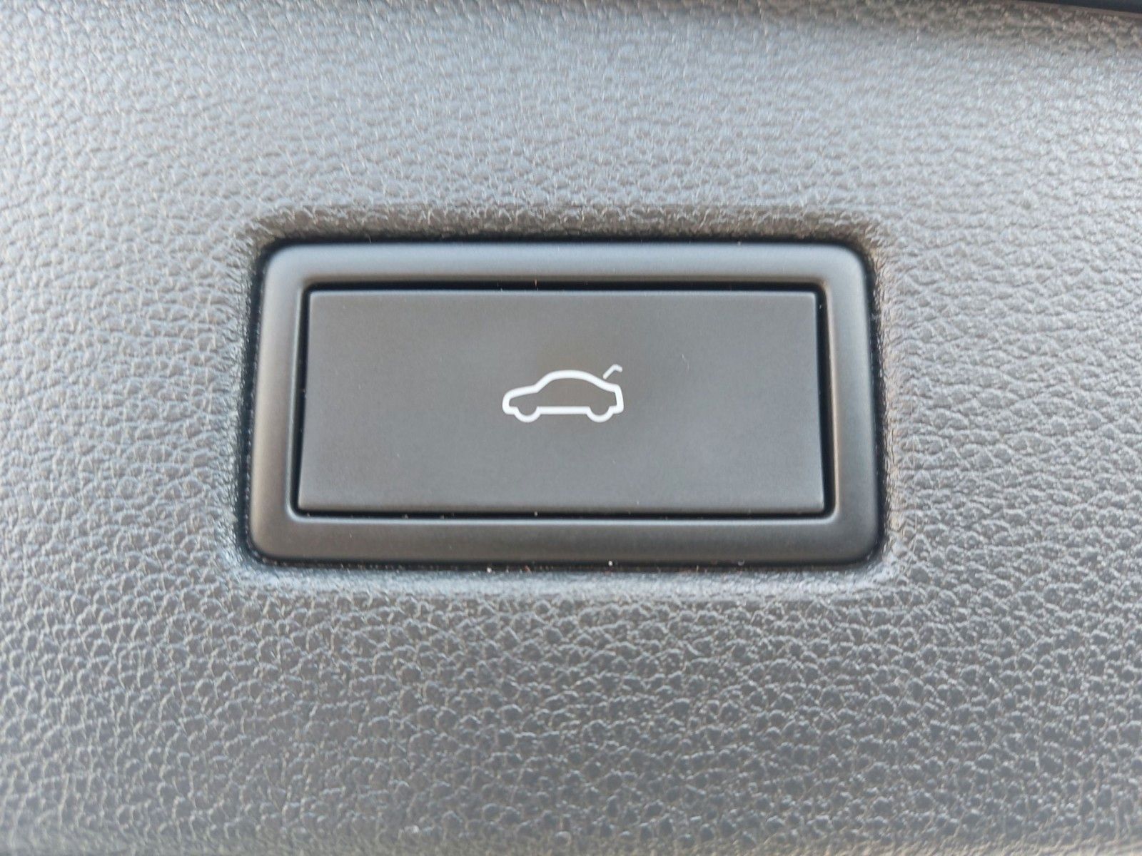 Volkswagen ELEGANCE PANO SHZ LHZ MASSAGE HEAD-UP PDC – Bild 29