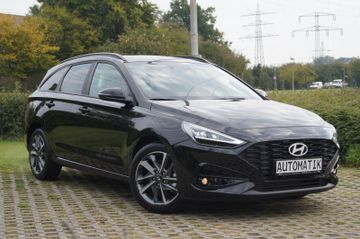Hyundai i30 Kombi DCT-NAVI-LED-KAMERA-SHZG-ALU17-