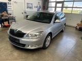Skoda Octavia 2.0 TDI Elegance Elegance  - Skoda Octavia aus 2012 mit Diesel-Antrieb: Limousine